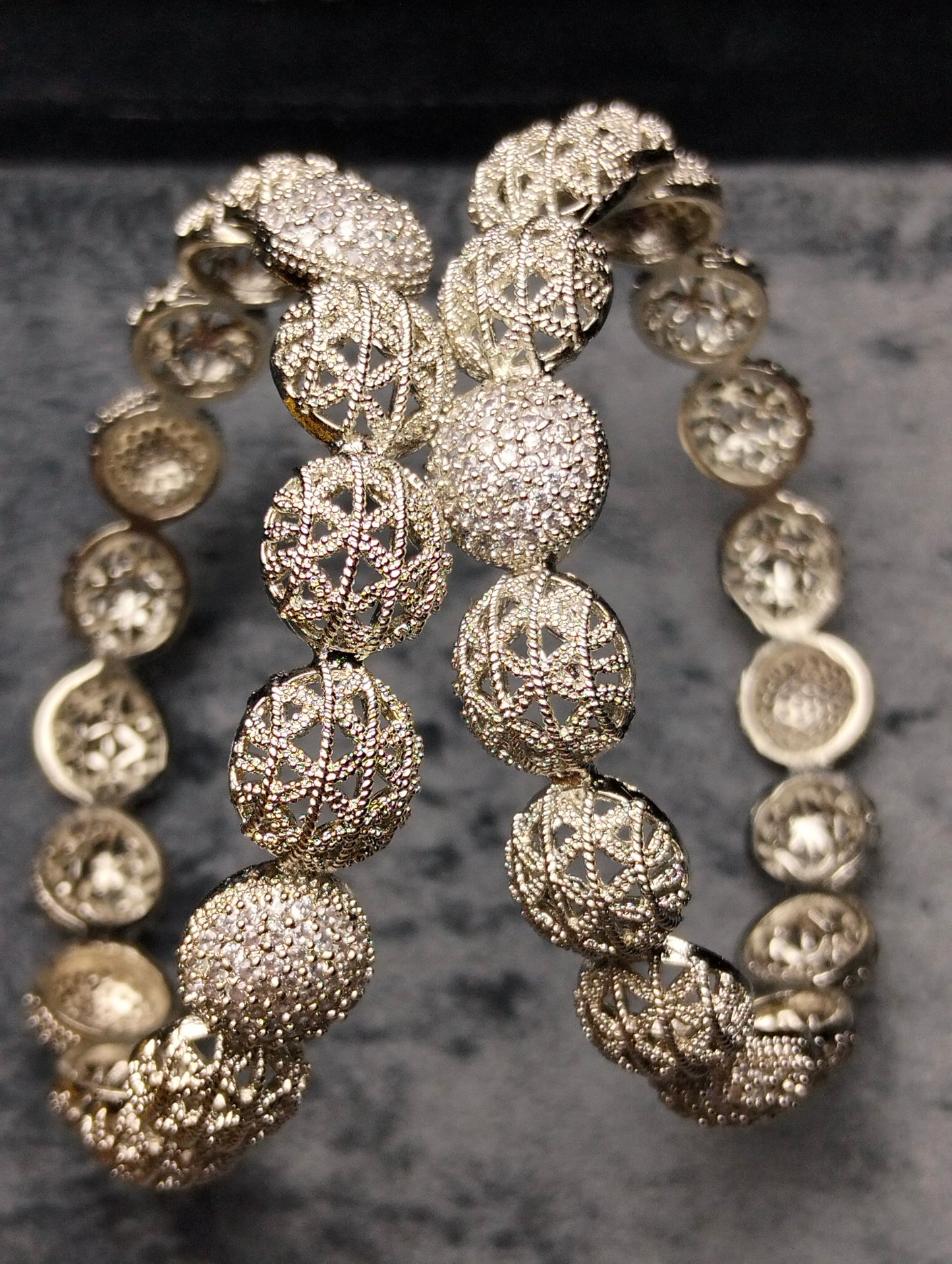 One carat silver rhodium plated Bangel