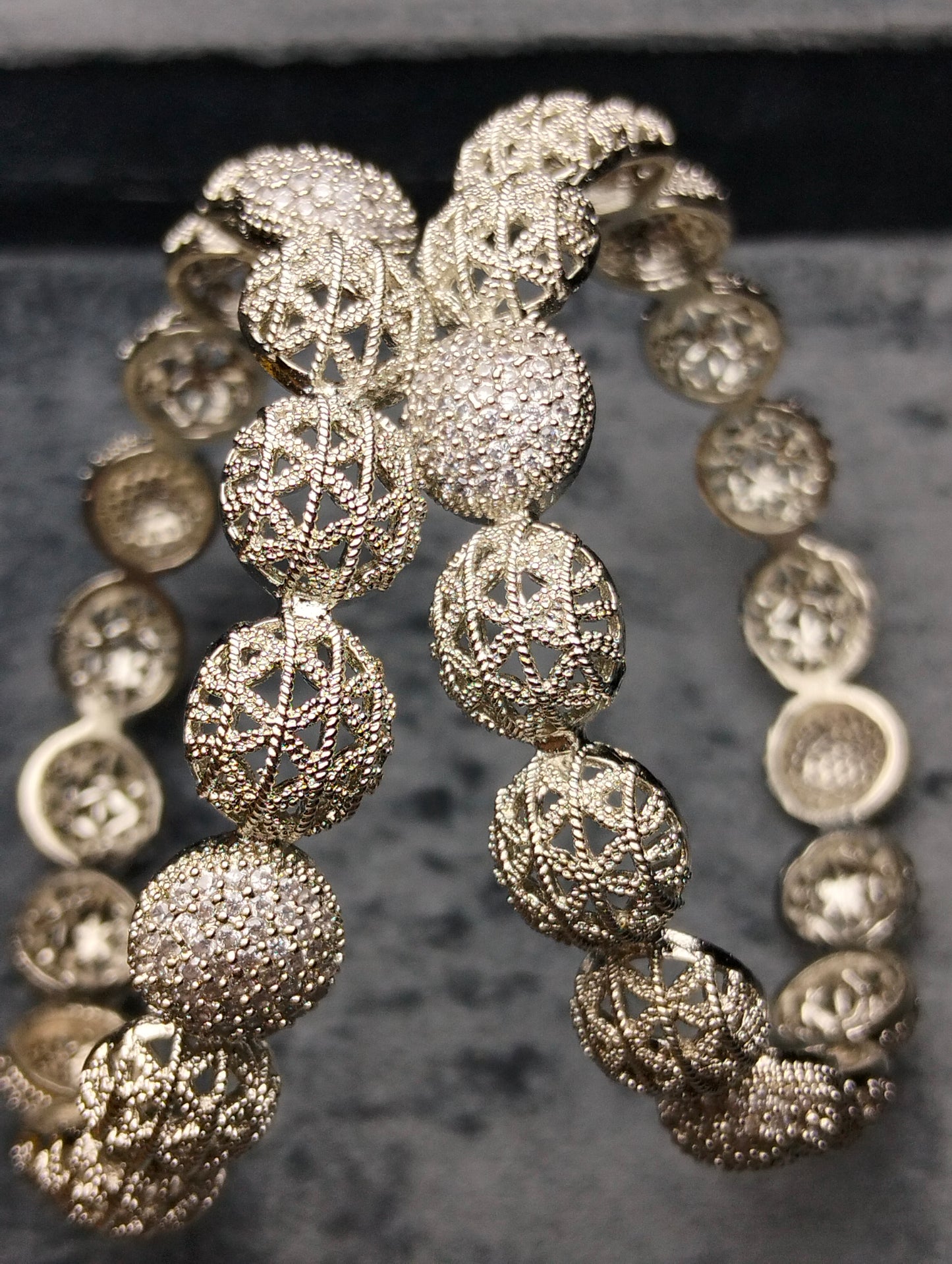 One carat silver rhodium plated Bangel