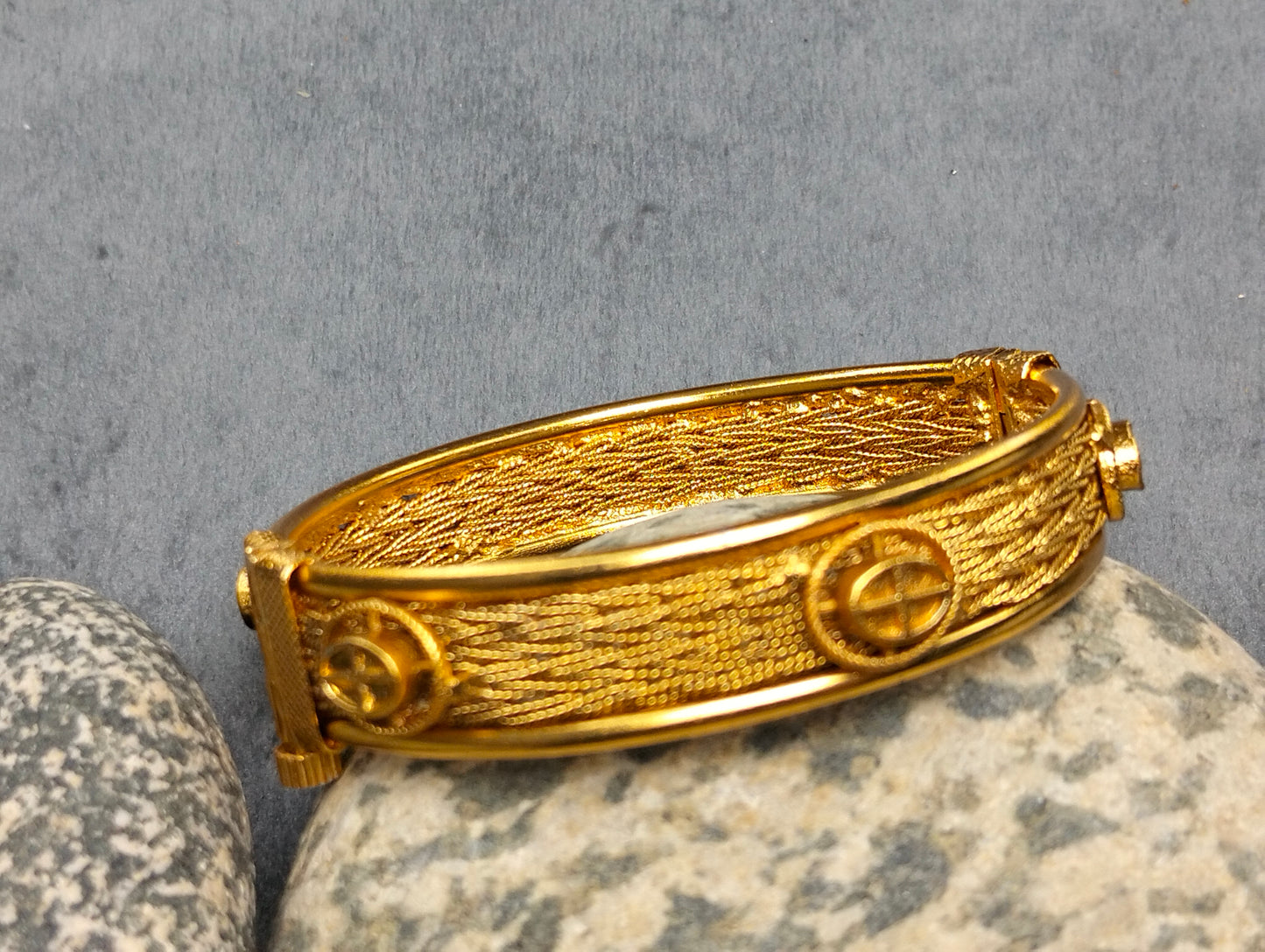 Gold plated openable bangel