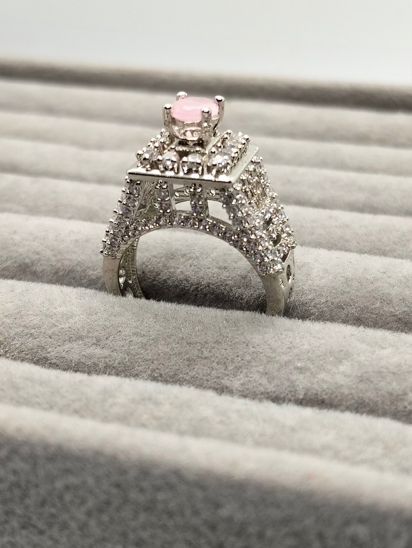 Pink stone silver rhodium plated tower ring Adjustable