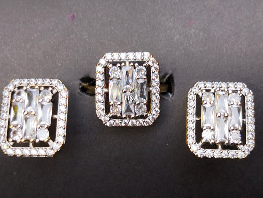 Two toned ring earings set