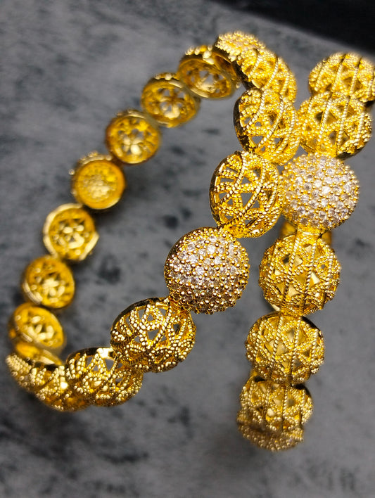 One carat gold plated karay