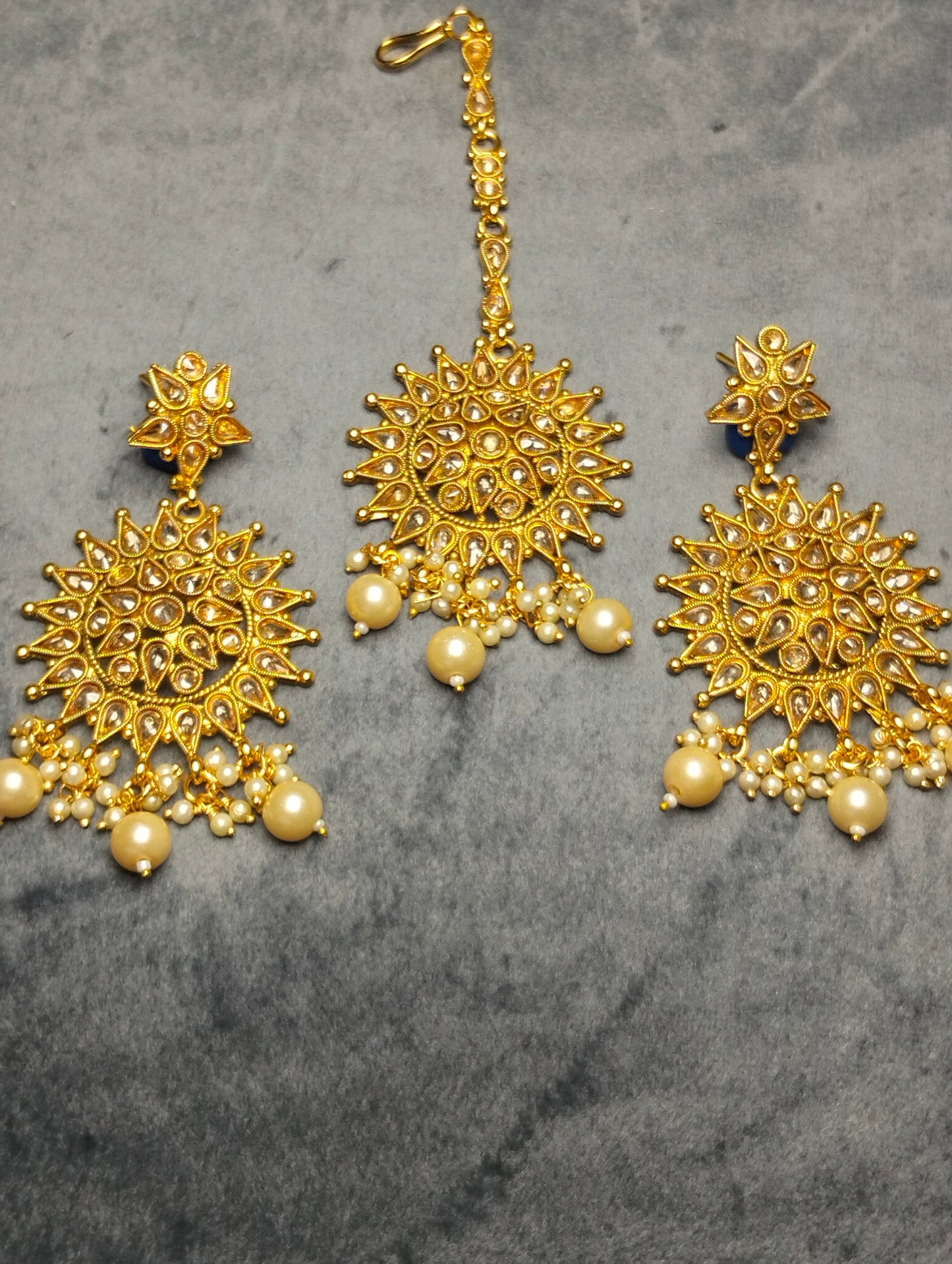 Polki tikka & Earing