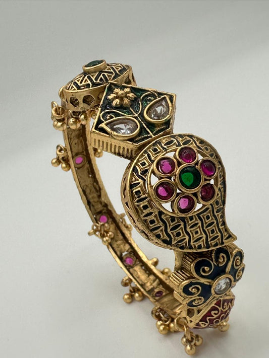 Geometrical Designed indian gold plated rajwari bangel with multi stones