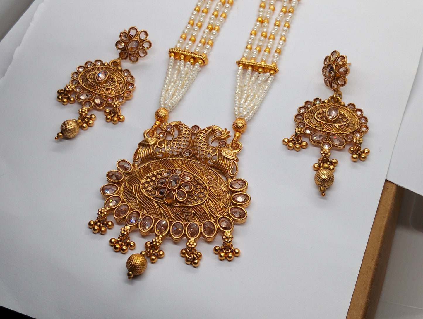 Antique Gold Peacock Motif Kundan Pearl Necklace Set
