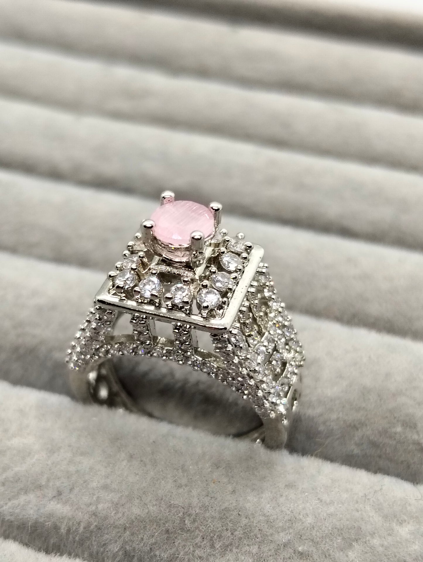 Pink stone silver rhodium plated tower ring Adjustable