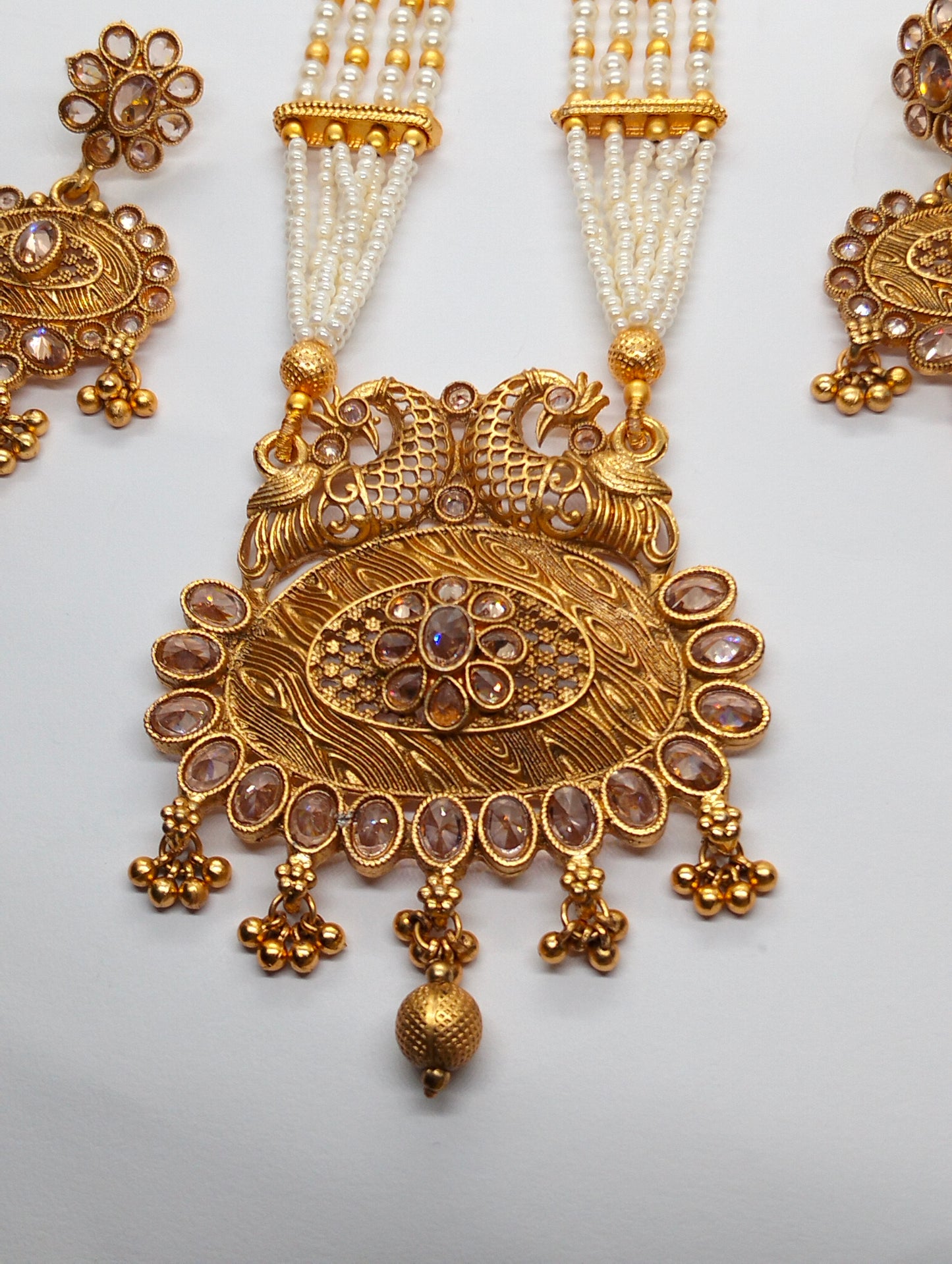 Antique Gold Peacock Motif Kundan Pearl Necklace Set