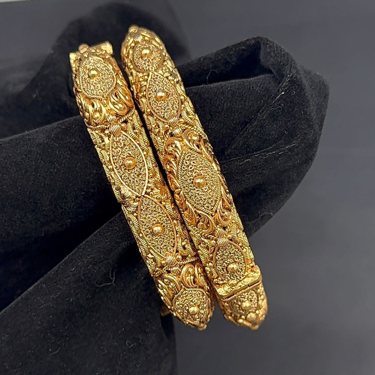 Indian gold polish openable karay