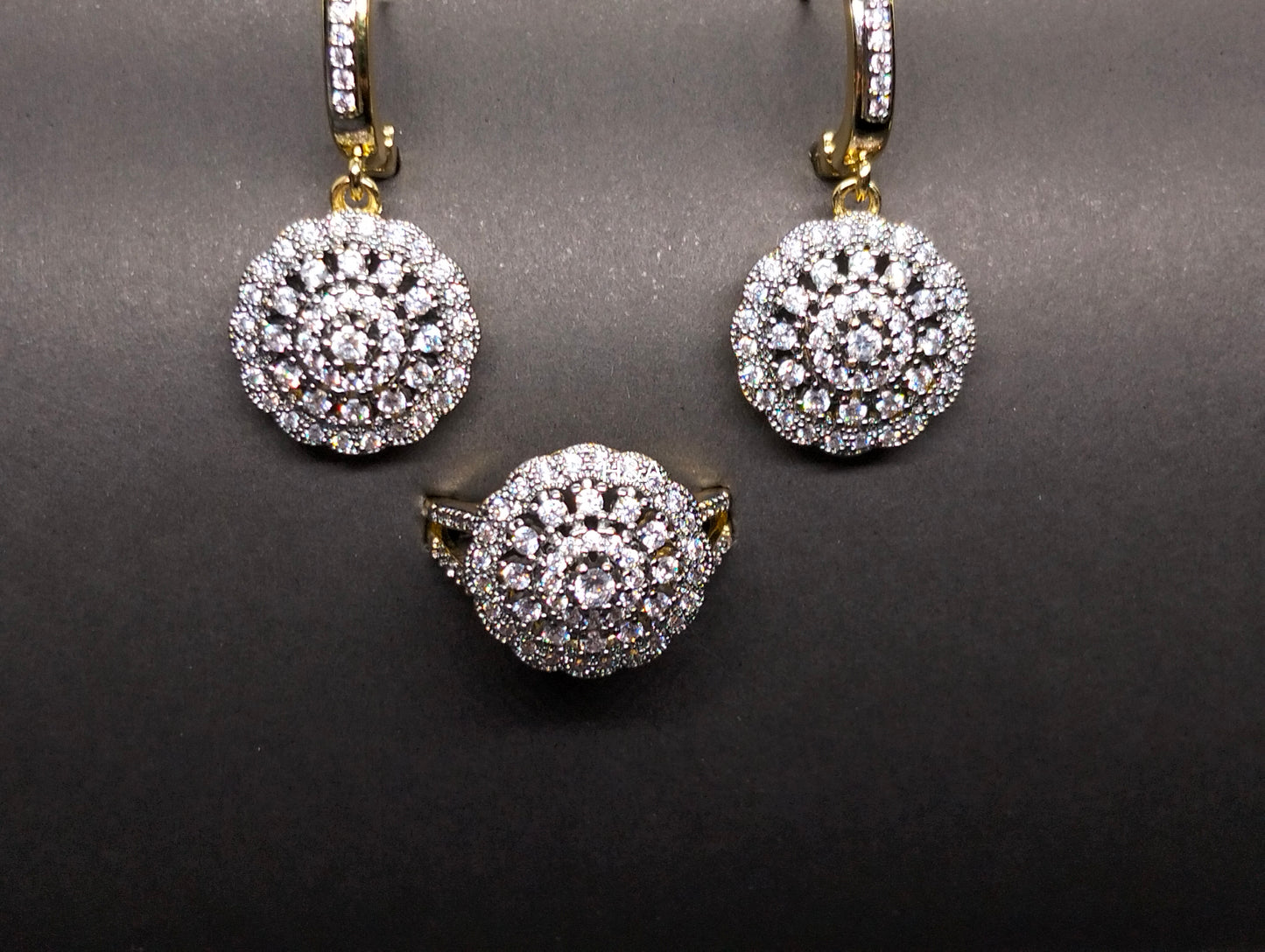 Zircon gold plated set