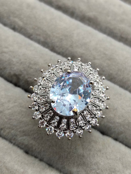 Trendy 18k gold polished ring with cubic zircon